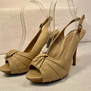 Tan Peep Toe Sling Back by Apt 9 4.5” Heel S 7.5